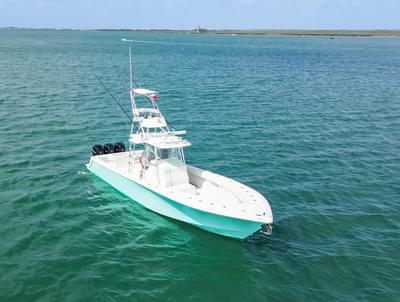 BOATZON | SeaVee 390B 2013