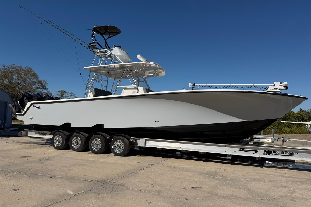 2021 SeaVee 390Z - Sold Boat