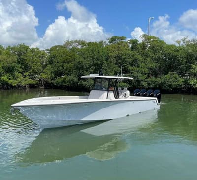 BOATZON | SeaVee 390z 2024 BOATZON | SeaVee 390z 2024
