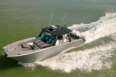 BOATZON | Sedna 370 Side Console 2025 BOATZON | Sedna 370 Side Console 2025