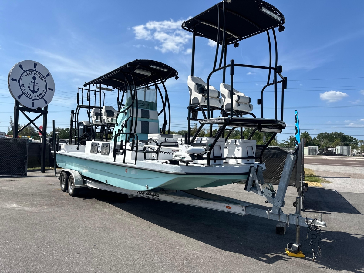 2024 Shallow Master 270 SMC - Sold Boat