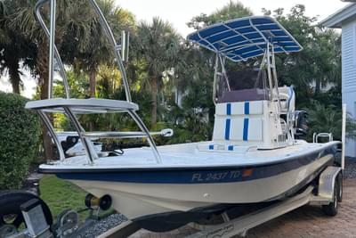 BOATZON | Shallow Sport 24 Modified V 2018