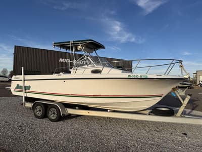 BOATZON | Shamrock 246 Walkaround 1997