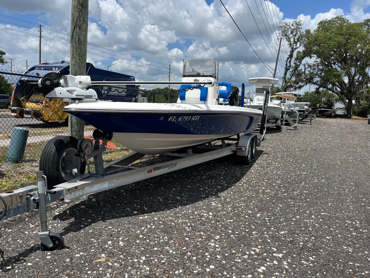 2017 ShearWater 23LTZ - Sold Boat