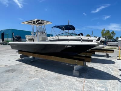 BOATZON | ShearWater 25 LTZ 2011
