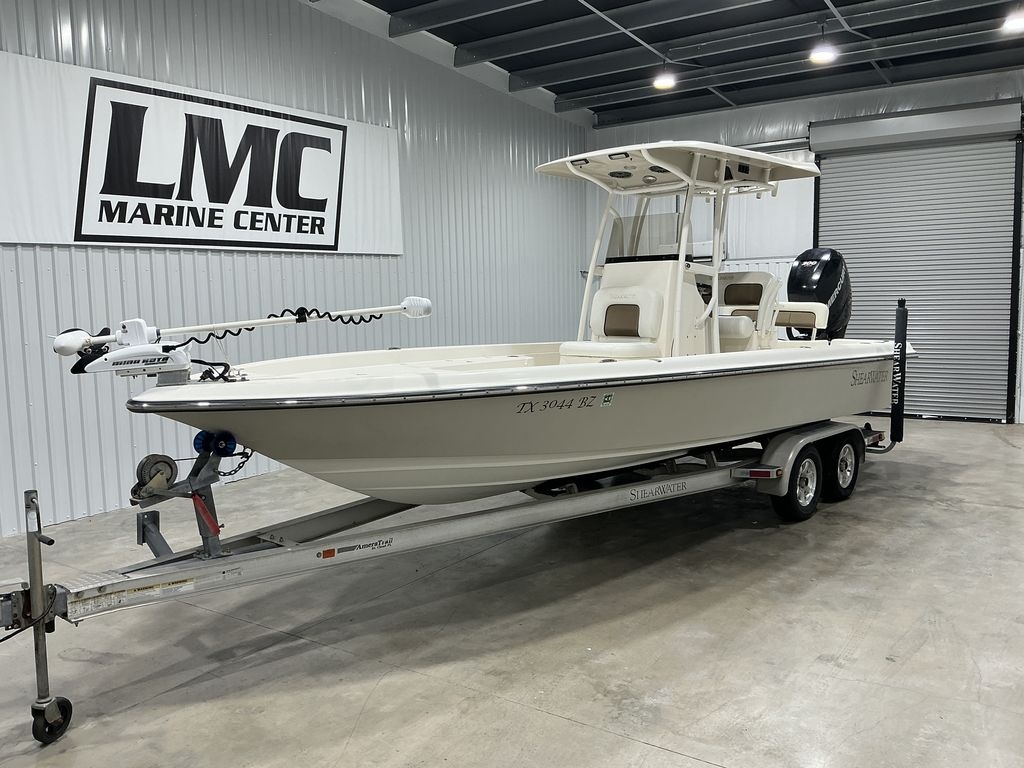 2013 ShearWater 25LTZ - Sold Boat