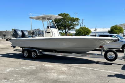 BOATZON | ShearWater 270 Carolina Flare 2023