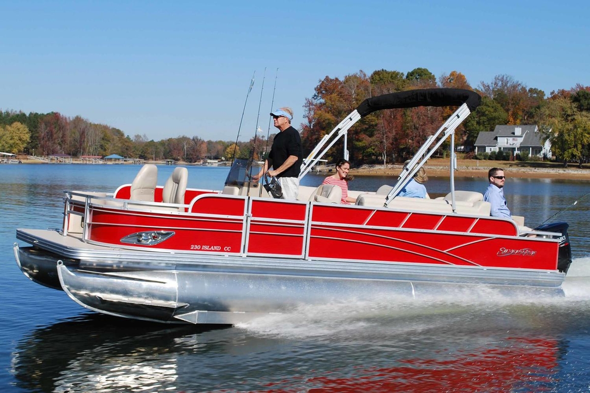 2018 Silver Wave 230 Island CC - Sold Boat