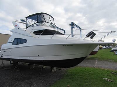 BOATZON | Silverton 330 Sport Bridge 2001