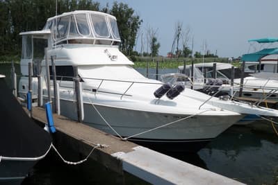 BOATZON | Silverton 34 Aft Cabin Motor Yacht 1994