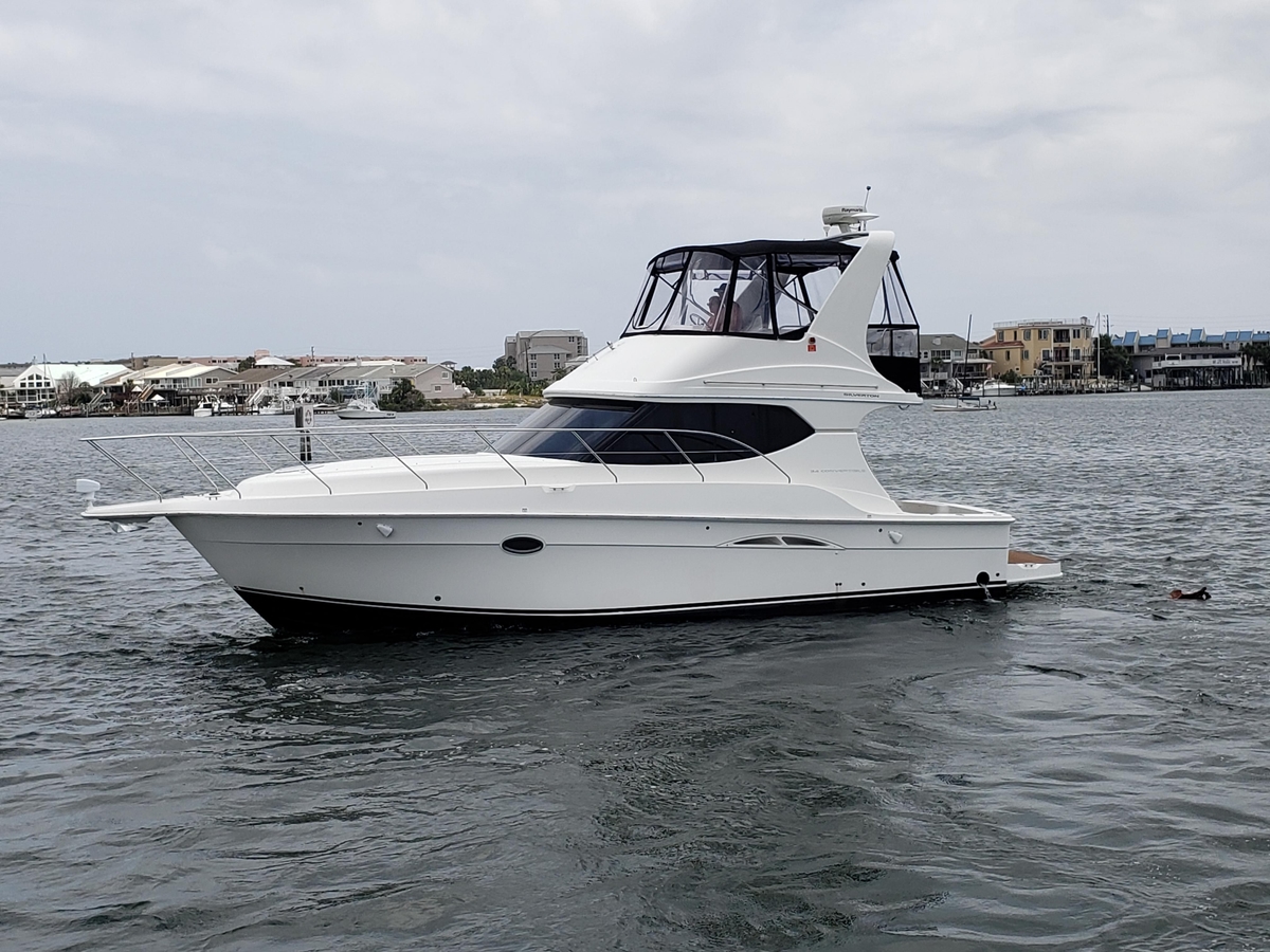 2006 Silverton 34 Convertible - Sold Boat