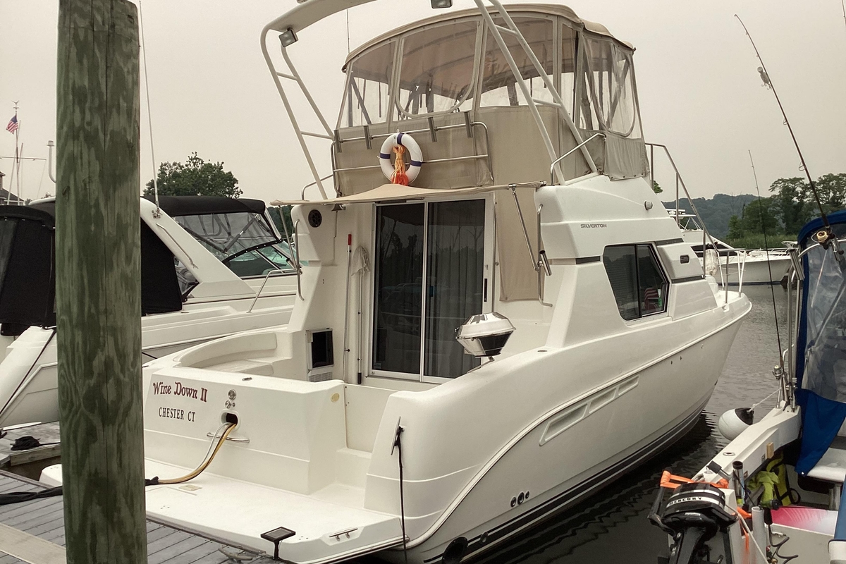 1999 Silverton 351 Sedan - Sold Boat