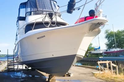 BOATZON | Silverton 372 Motor Yacht 1996