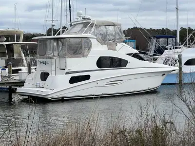 BOATZON | Silverton 39 Motor Yacht 2004
