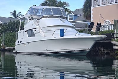 BOATZON | Silverton 392 Motor Yacht 2000
