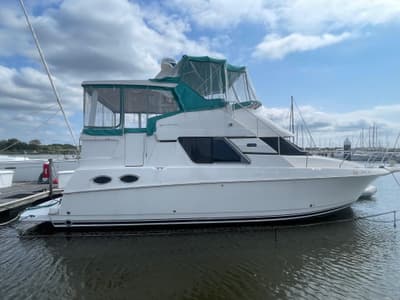 BOATZON | Silverton 392 Motor Yacht 2002