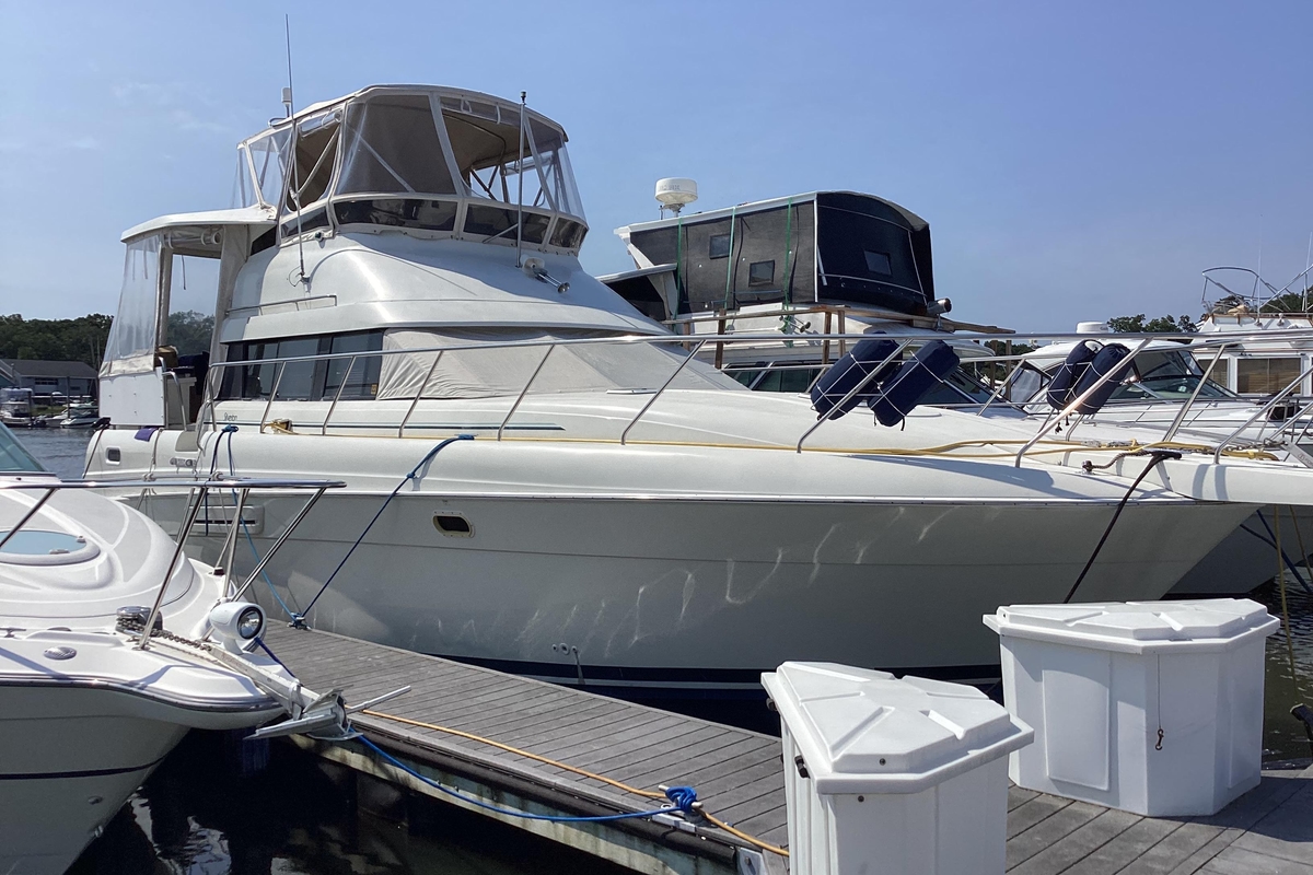 Silverton 41 Aft Cabin 1994