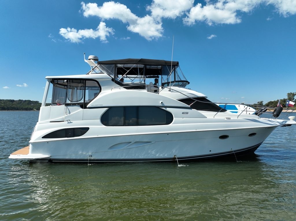 2005 Silverton 43 Motor Yacht - Sold Boat