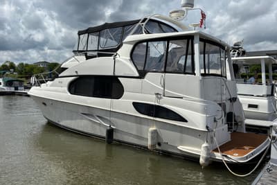 BOATZON | Silverton 43 Motor Yacht 2007