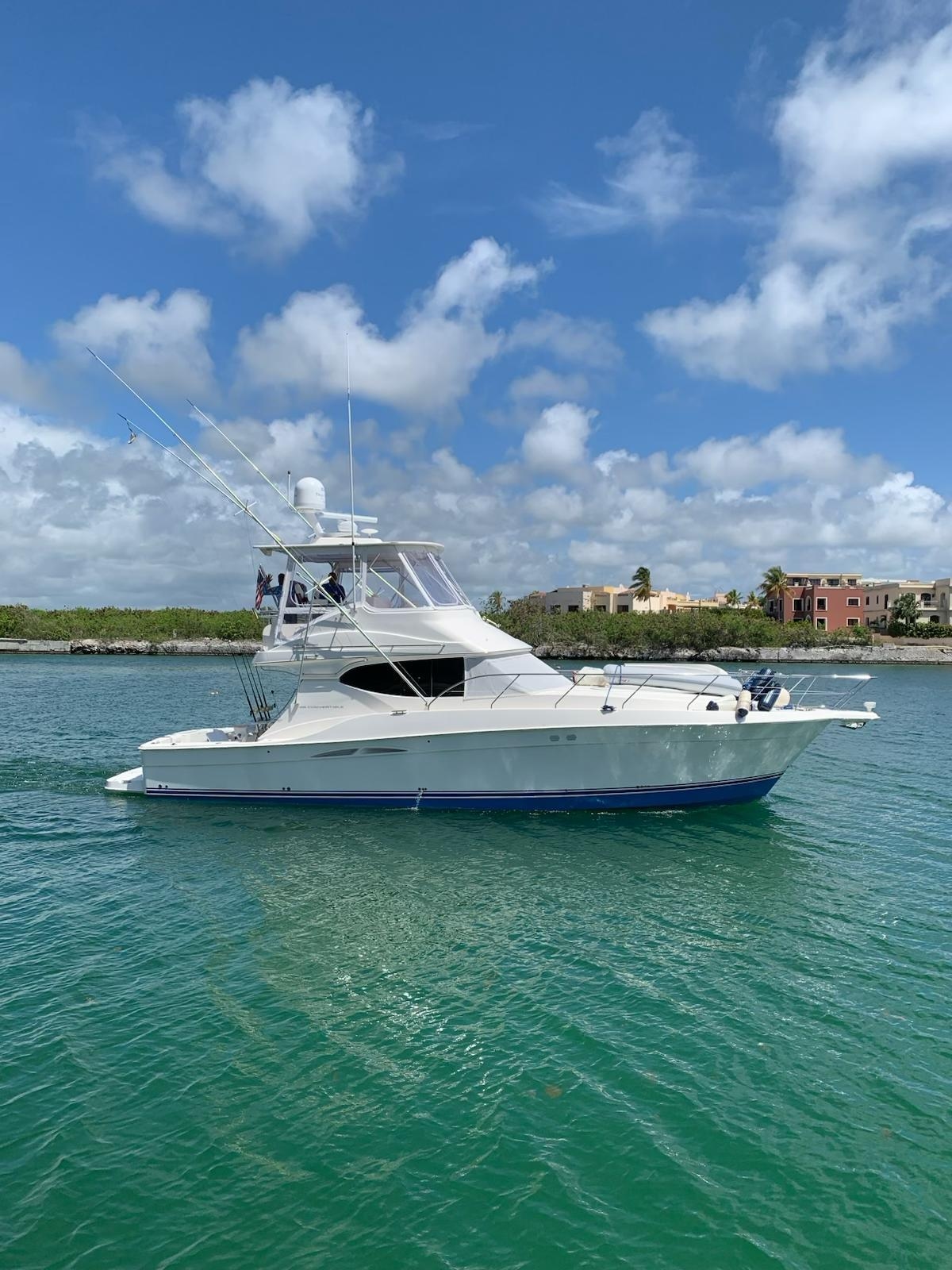 2009 Silverton 45 Convertible - Sold Boat