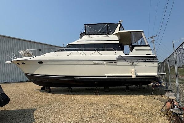 1989 Silverton 46 Aft Cabin - Sold Boat