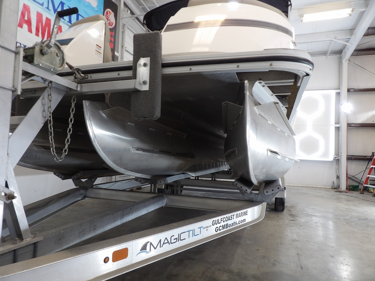 2022 SilverWave 2410 RLP SW3 - Sold Boat
