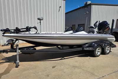 BOATZON | Skeeter FX21 Limited Edition 2016