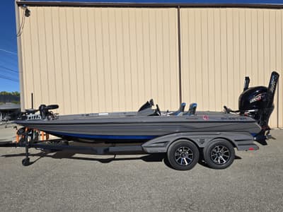 BOATZON | Skeeter FXR Series FXR21 Apex 2026