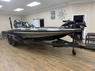 BOATZON | Skeeter FXR Series FXR21 Flex 2026
