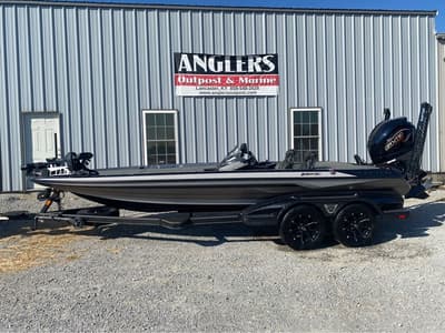 BOATZON | Skeeter FXR Series FXR21 Limited 2025