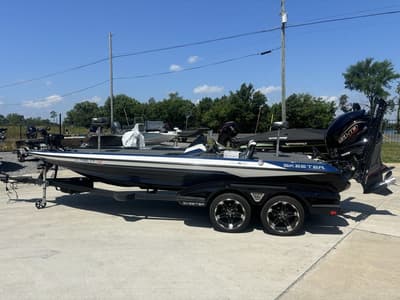 BOATZON | Skeeter FXR21 Limited 2023 BOATZON | Skeeter FXR21 Limited 2023