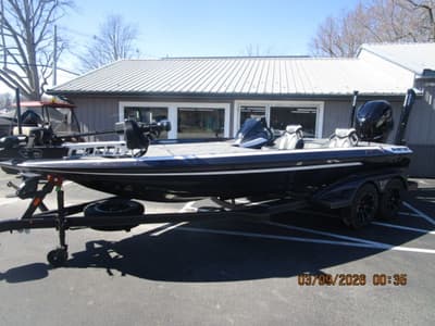BOATZON | Skeeter FXR21 PRO 2026