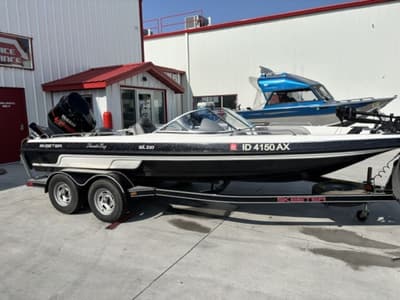 BOATZON | Skeeter SL 210 2010