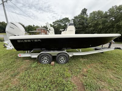 BOATZON | Skeeter SX Series SX2350 2026