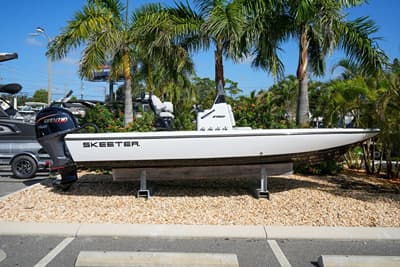 BOATZON | Skeeter SX221 2027