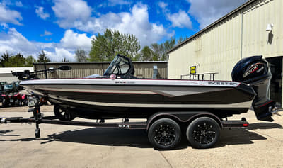 BOATZON | SKEETER WXR1910F 2026