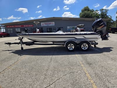 BOATZON | Skeeter ZX200 2015