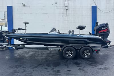 BOATZON | Skeeter ZX200 2017