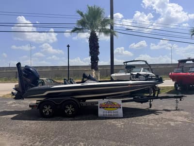 BOATZON | Skeeter ZX200 2019