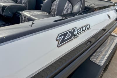 BOATZON | Skeeter ZX200 2019
