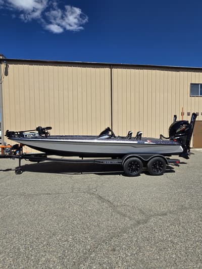 BOATZON | Skeeter ZXE Series 21 2026