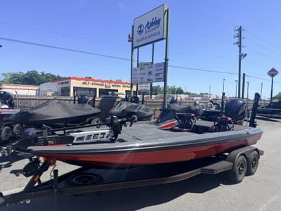 BOATZON | Skeeter ZXE21 SPECIAL COLOR OPTION 2026