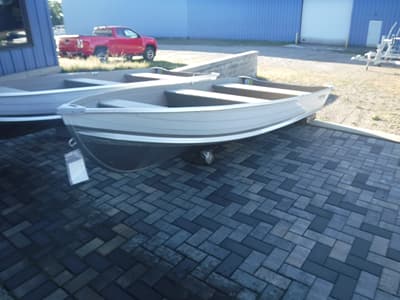 BOATZON | Smoker Craft Canadian 12 TS 2027
