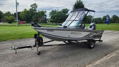 BOATZON | Smoker Craft Pro Angler 162 Dual Console 2021