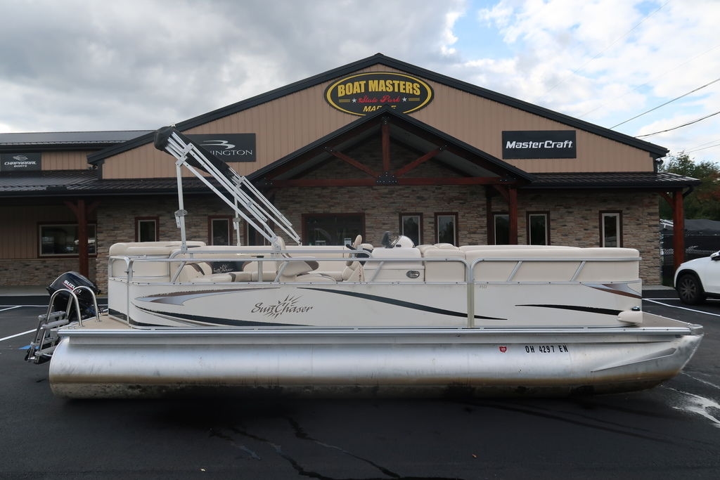 2010 Smoker Craft SunChaser 8522 - Sold Boat