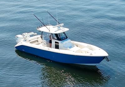 BOATZON | Solace 32 CS 2025