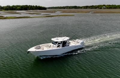 BOATZON | Solace 41 CS 2022 BOATZON | Solace 41 CS 2022