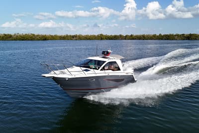 BOATZON | Solara S250 Coupe 2026