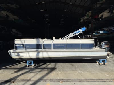 BOATZON | South Bay 220 CR 2016 BOATZON | South Bay 220 CR 2016