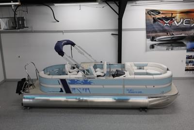 BOATZON | South Bay 224 Margaritaville 275 2026